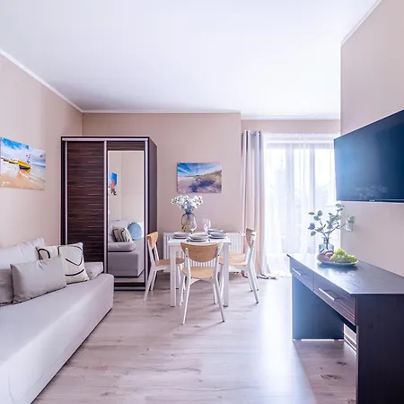 Lazurowy Dwor - Nadmorskie Z Basenem Oraz Restauracja W Sztutowie Appartement Sztutowo